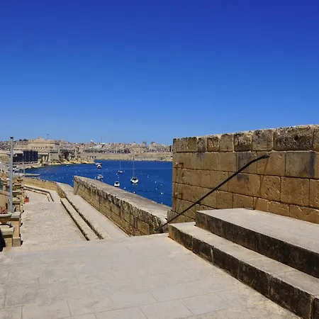 شقة Historic Maisonette With Sea View