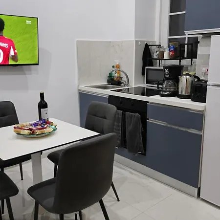 Historic Maisonette With Sea View